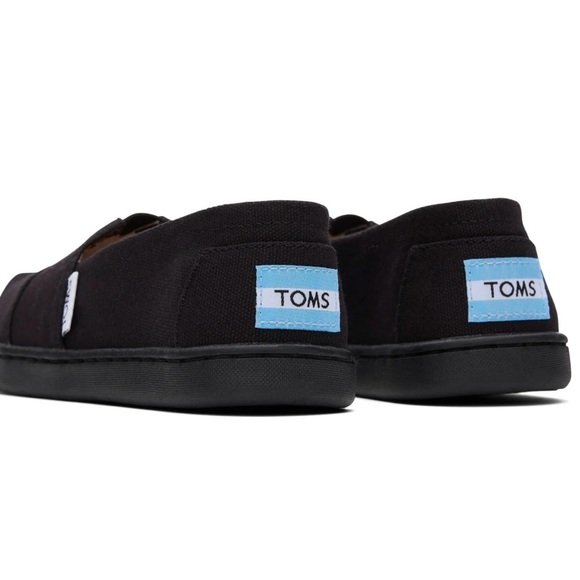 Toms classic black canvas shoe size 1 youth BNWT - Picture 4 of 8